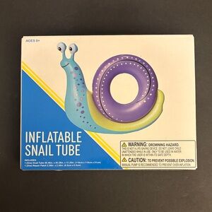 Inflatable Snail Tube Pool Toy (46.46”x28”x12.20”) Ages 8+ Brand New